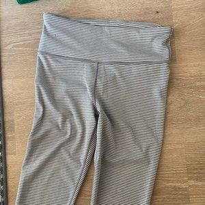 Gap workout leggings